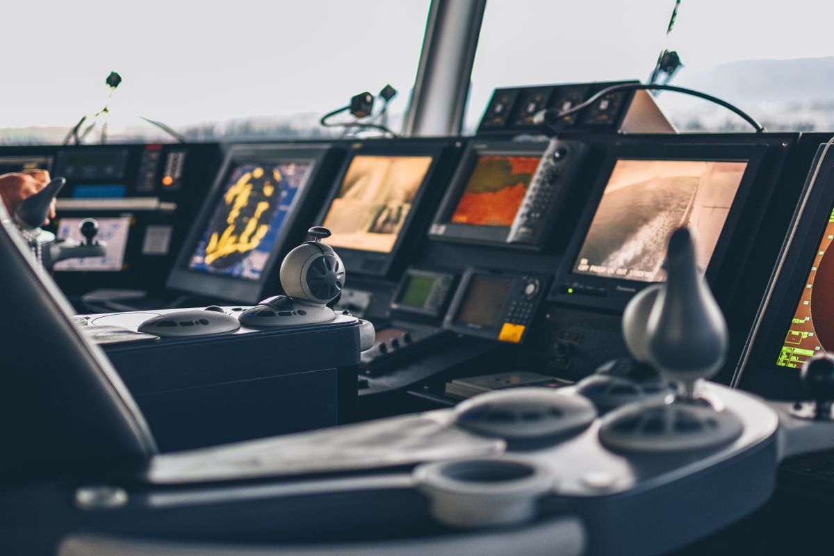 Écran de supervision et instruments de passerelle